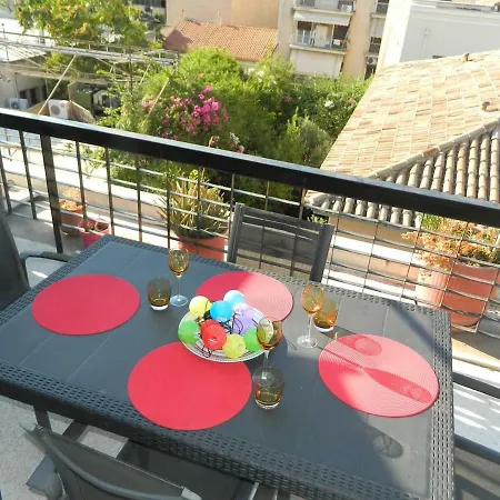 So - Charming 1bd Flat, Large Terrace, Acropolis View Apartman Athén